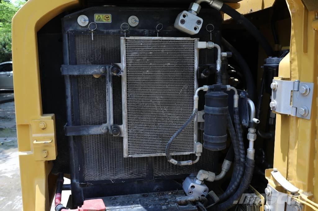 CAT 305.5E2 Miniescavadeiras