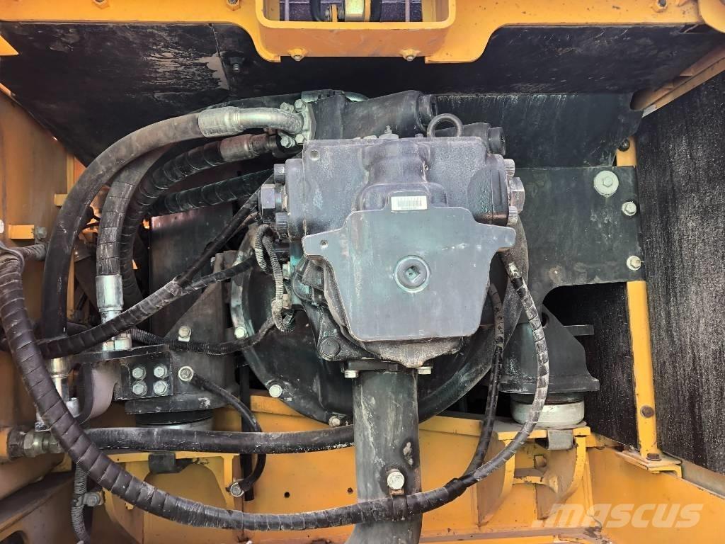 Komatsu 350 Escavadeiras de esteiras