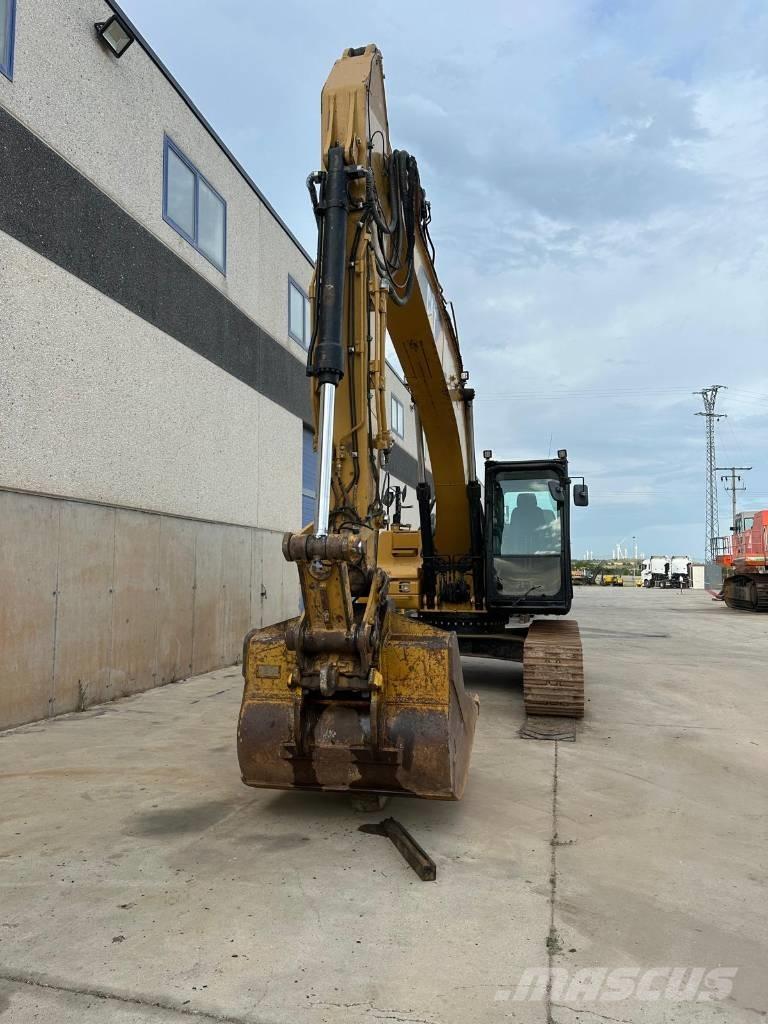 CAT 323 D LN Escavadeiras de esteiras