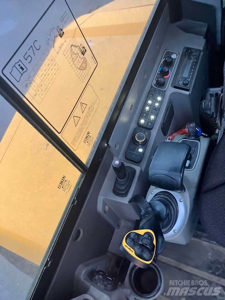 JCB 57C-1 Miniescavadeiras
