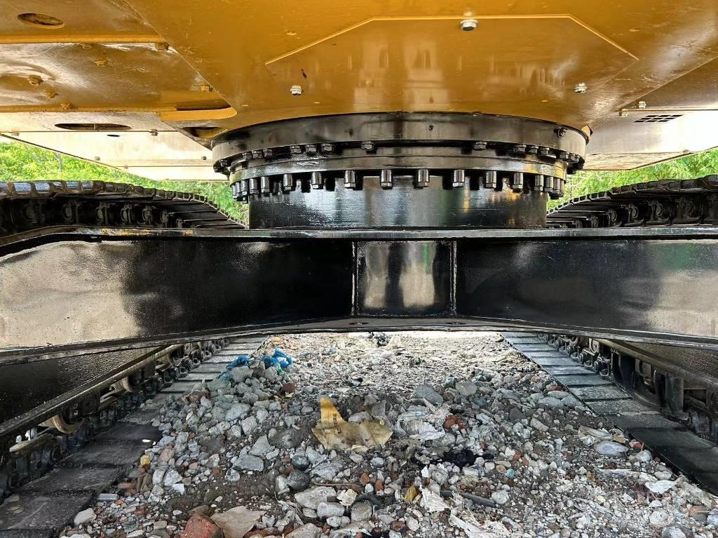 CAT 320 D2L Escavadoras Midi 7t - 12t