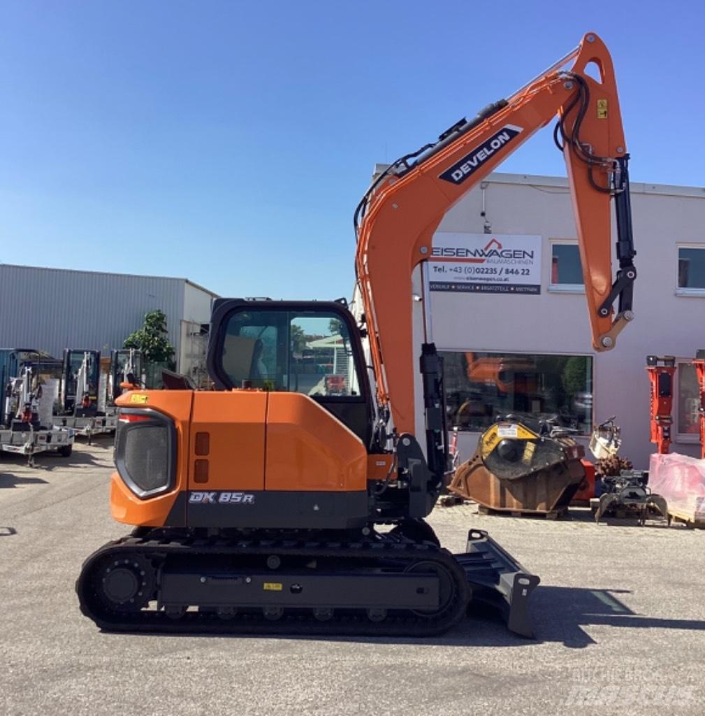 Develon DX85R-7 Escavadoras Midi 7t - 12t