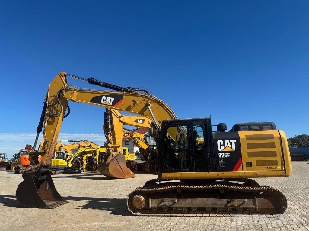 CAT 326 F LN Escavadeiras de esteiras