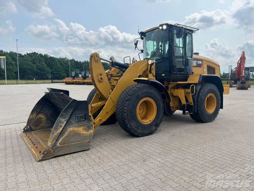 CAT 926M Carregadeiras de rodas