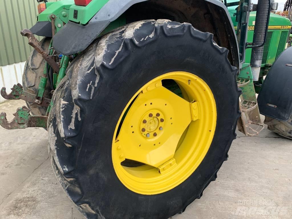 John Deere 6800 Tratores Agrícolas usados