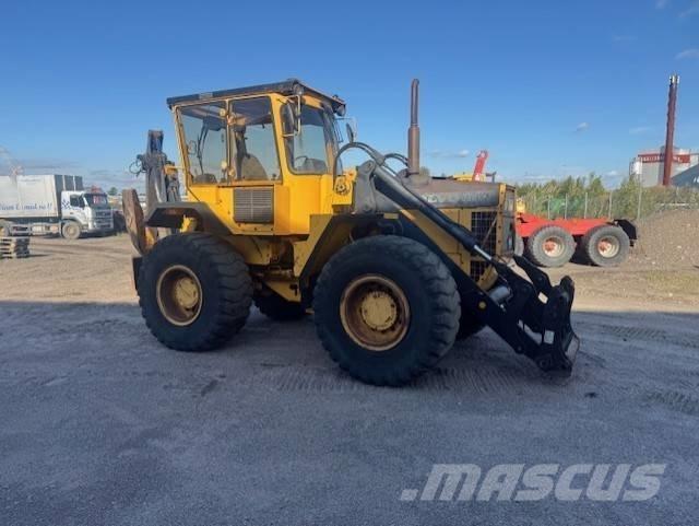 Volvo BM 6300 Retroescavadeiras