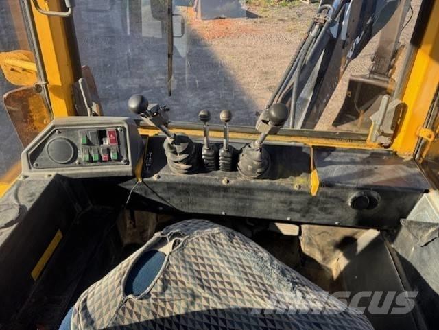 Volvo BM 6300 Retroescavadeiras