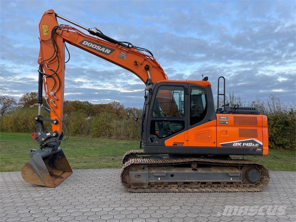 Doosan DX140LC-7 Escavadeiras de esteiras