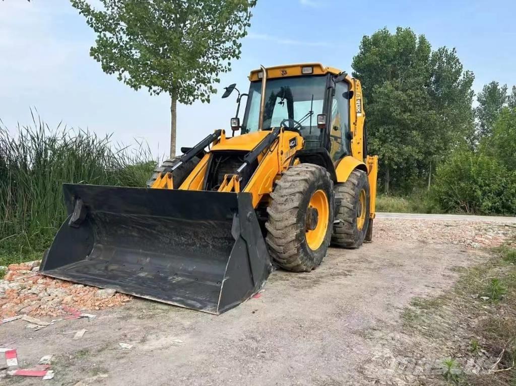 JCB 4CX Retroescavadeiras