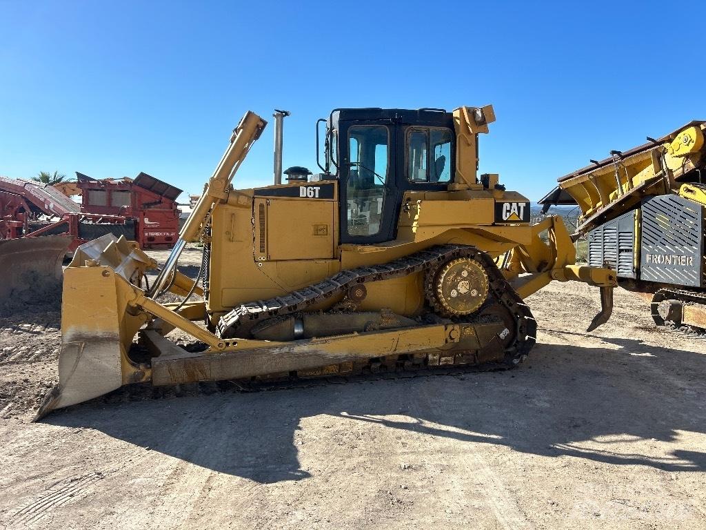 CAT D 6 T XL Dozers - Tratores rastos