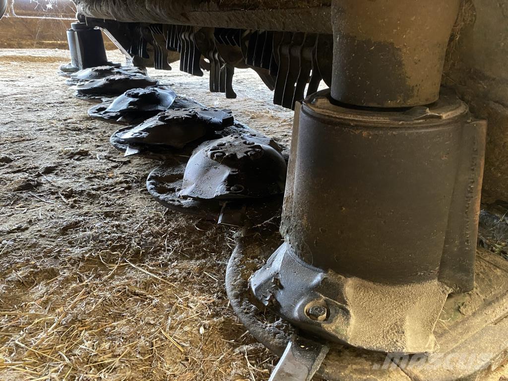 John Deere F 310 R Corta-Relvas montadas e arrastadas