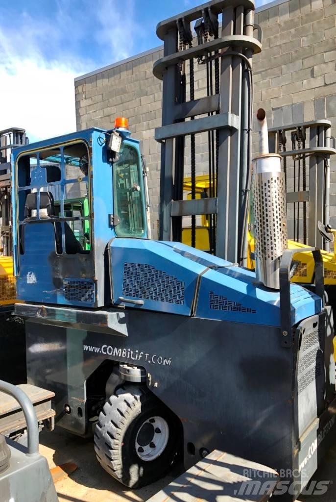 Combilift C4000 Carregadores laterais