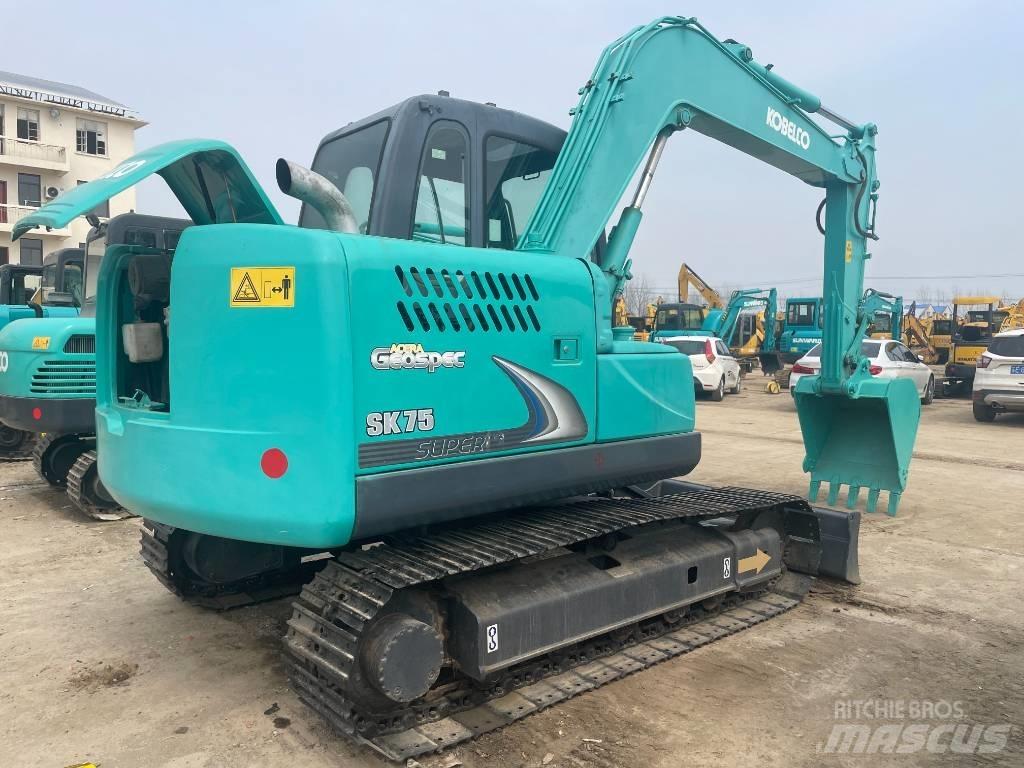 Kobelco SK 75 Miniescavadeiras