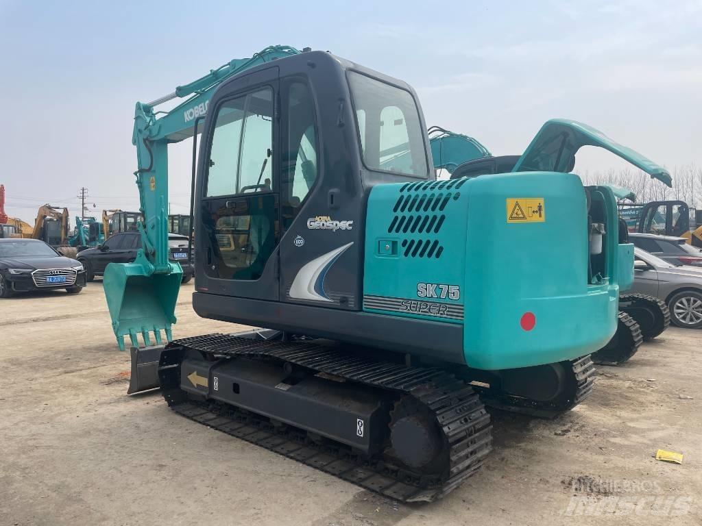 Kobelco SK 75 Miniescavadeiras