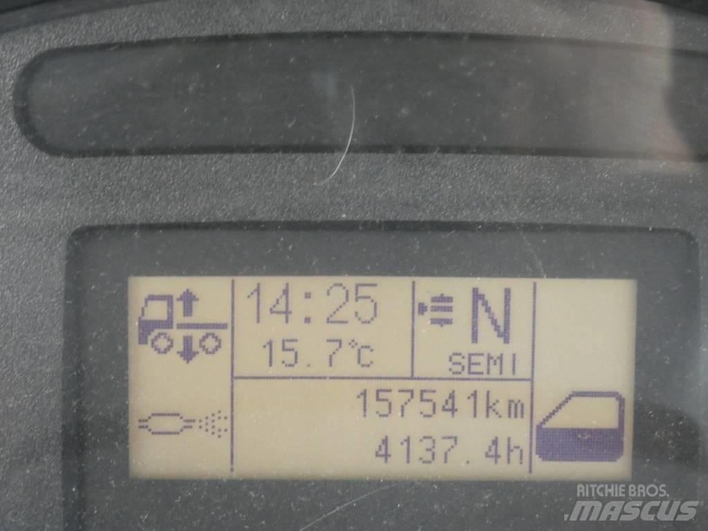 Iveco 120E 25 Caminhões de caixa fechada
