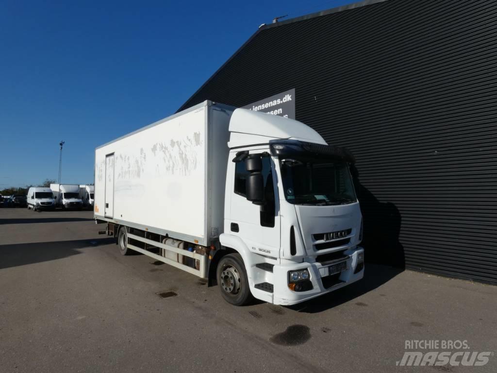 Iveco 120E 25 Caminhões de caixa fechada