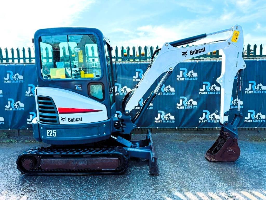 Bobcat E 25 Miniescavadeiras