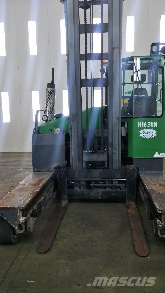 Combilift C4500 Carregadores laterais