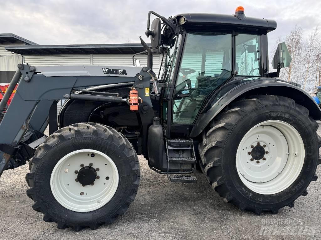 Valtra C 130 Tratores Agrícolas usados