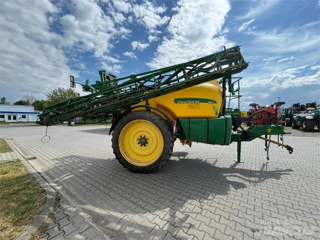 John Deere 740i Pulverizadores rebocados