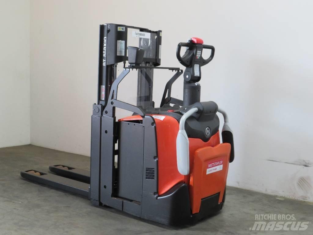 BT SPE 200 D Empilhador para operador externo