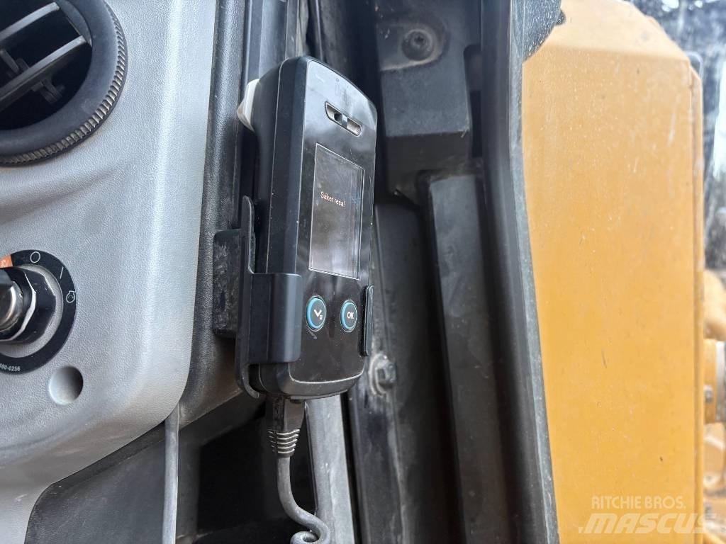 CAT D 6 T LGP Dozers - Tratores rastos