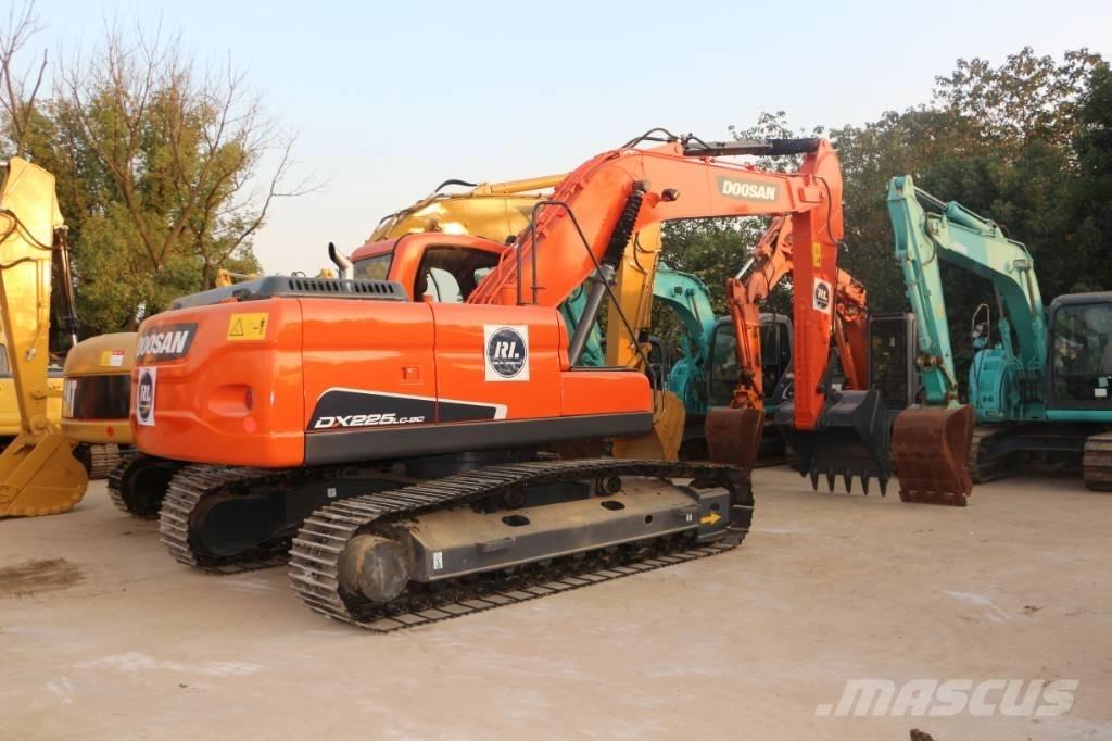 Doosan dx225 Escavadeiras de esteiras