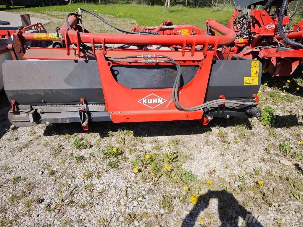 Kuhn FC 883 + FC 313 Gadanheiras