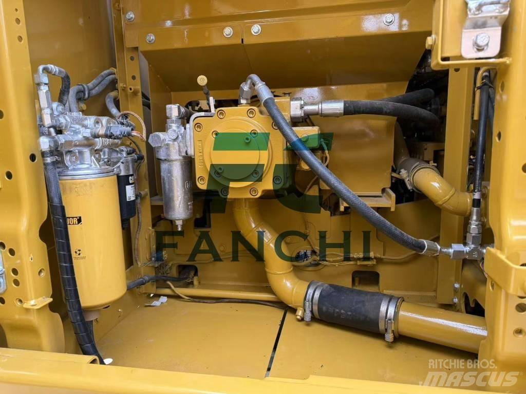 CAT CAT320 Escavadoras Midi 7t - 12t