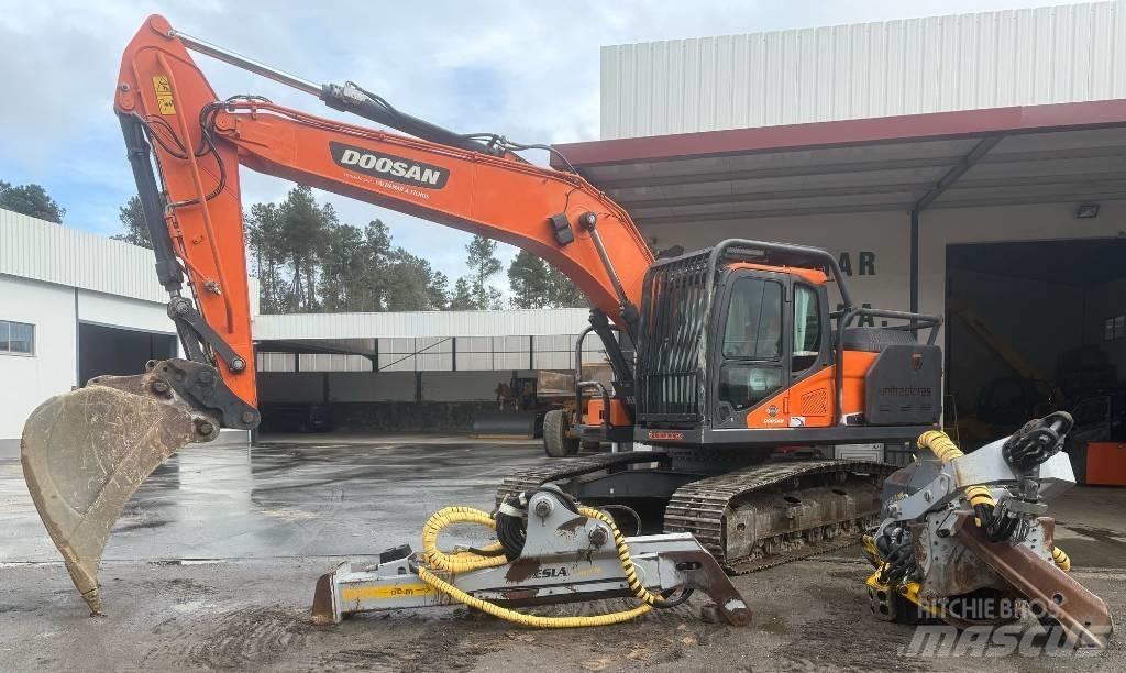 Doosan DX 235 Escavadoras