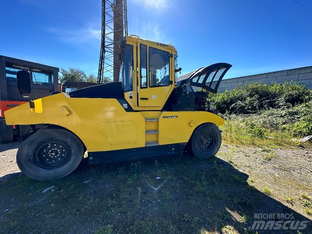 Bomag BW24RH Cilindros Compactadores de pneus