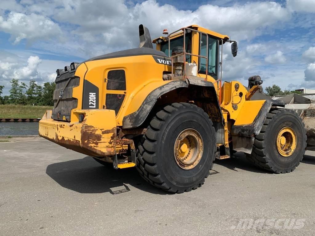 Volvo L 220 H Carregadeiras de rodas