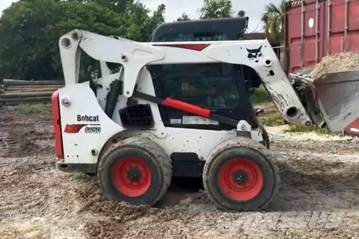 Bobcat S650 Minicarregadeiras