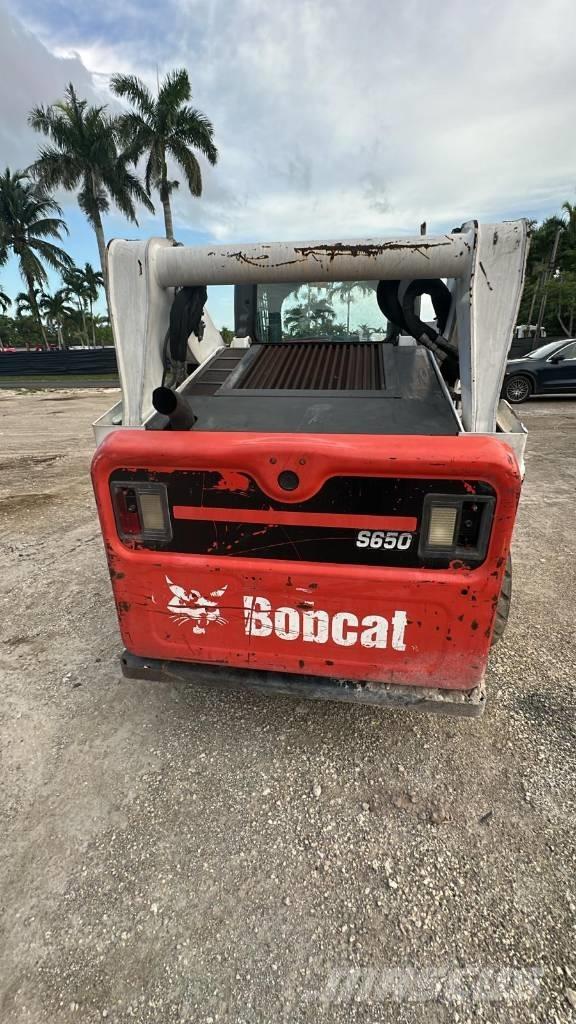 Bobcat S650 Minicarregadeiras