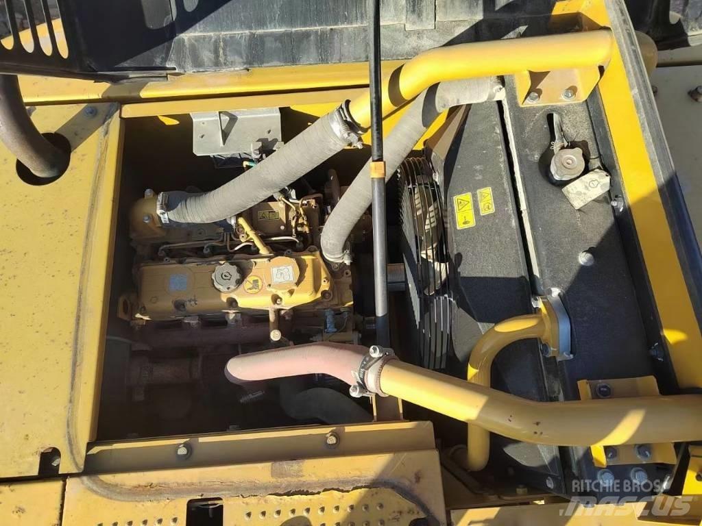 CAT 318 Escavadeiras de esteiras
