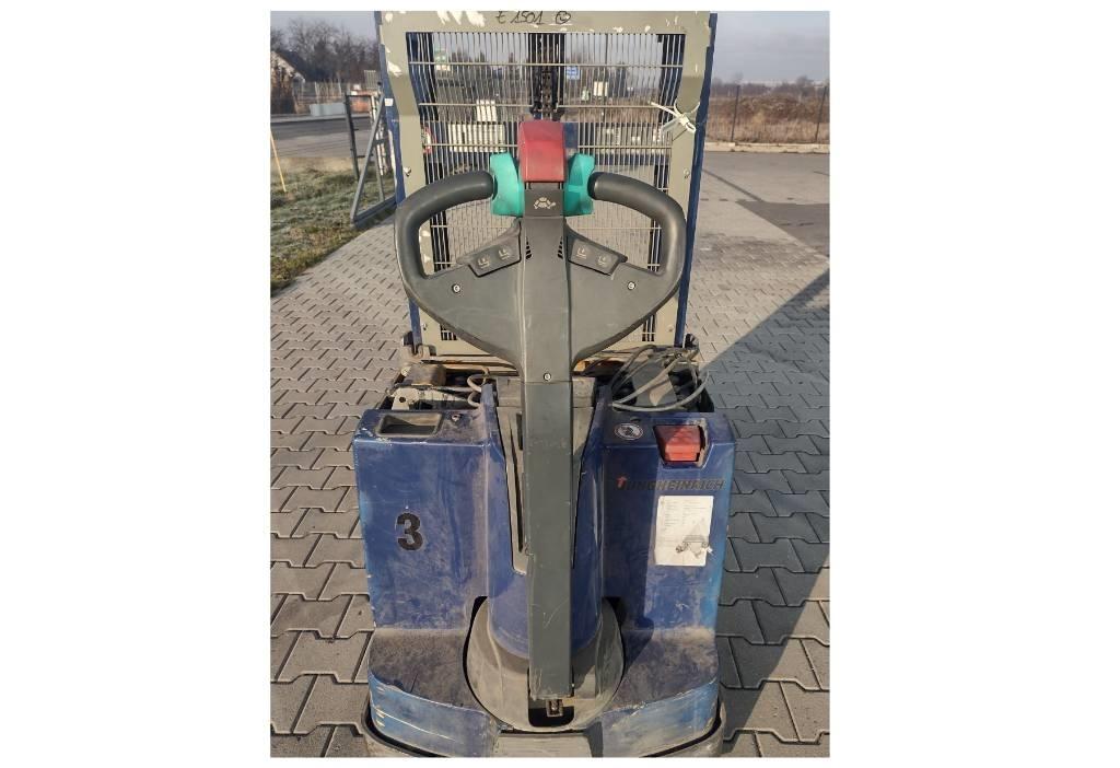 Jungheinrich EJD 220 Empilhador para operador externo