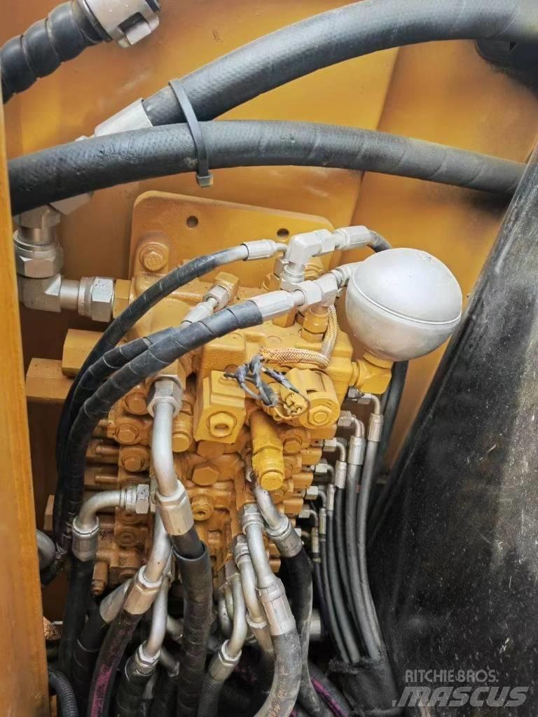 CAT 306 Miniescavadeiras