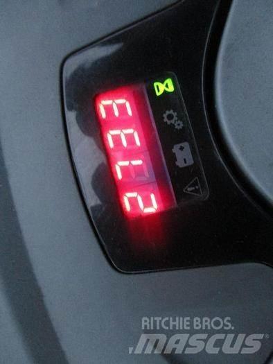 Toyota SPE 120L Empilhador para operador externo