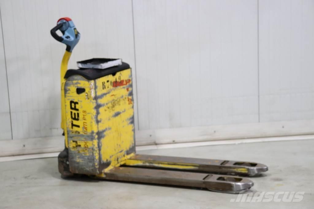 Hyster P1.8 Porta palettes