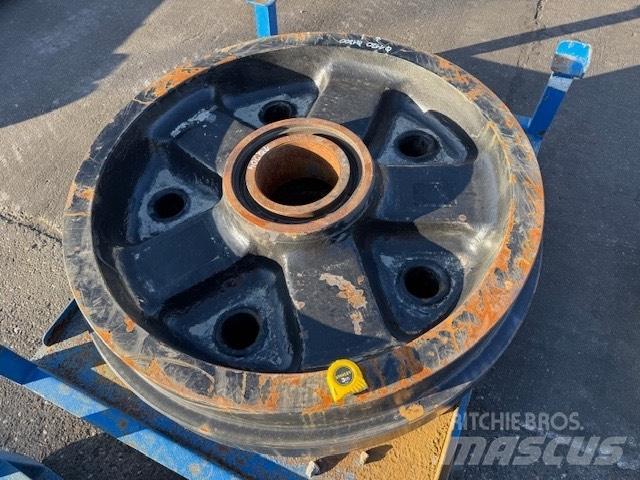 CAT 6020 NEW IDLER Rastos