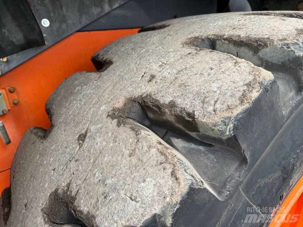 Hitachi ZW 250 Carregadeiras de rodas
