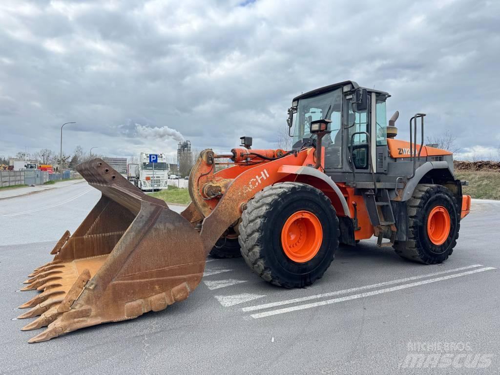 Hitachi ZW 250 Carregadeiras de rodas