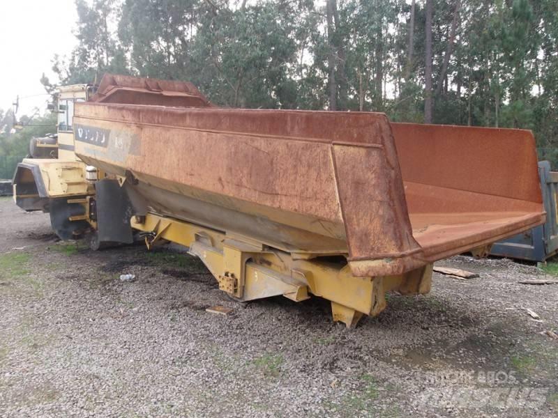 Volvo A35C (Parts) Chassis e suspensões