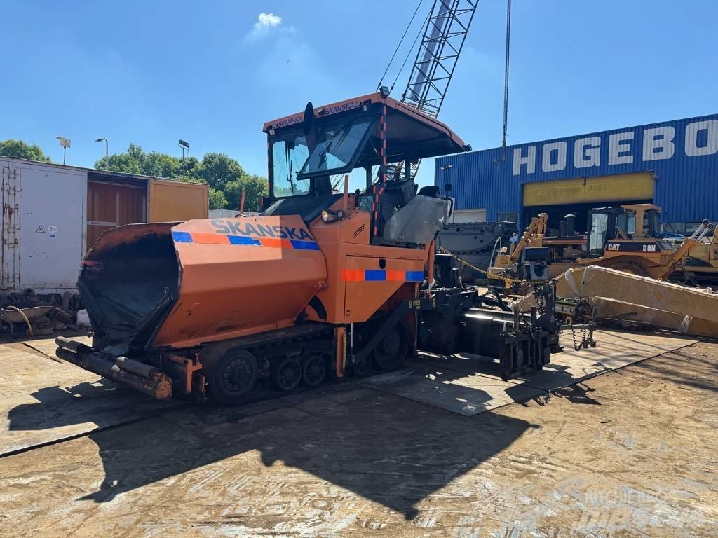 CAT AP 555 E Espalhadoras de asfalto