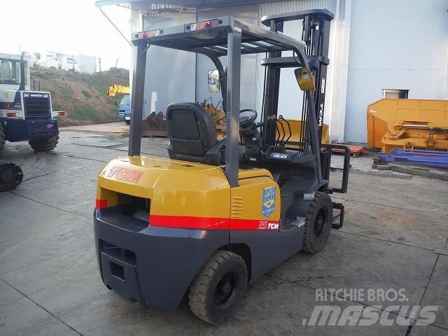 TCM FD25T3 Empilhadores Diesel