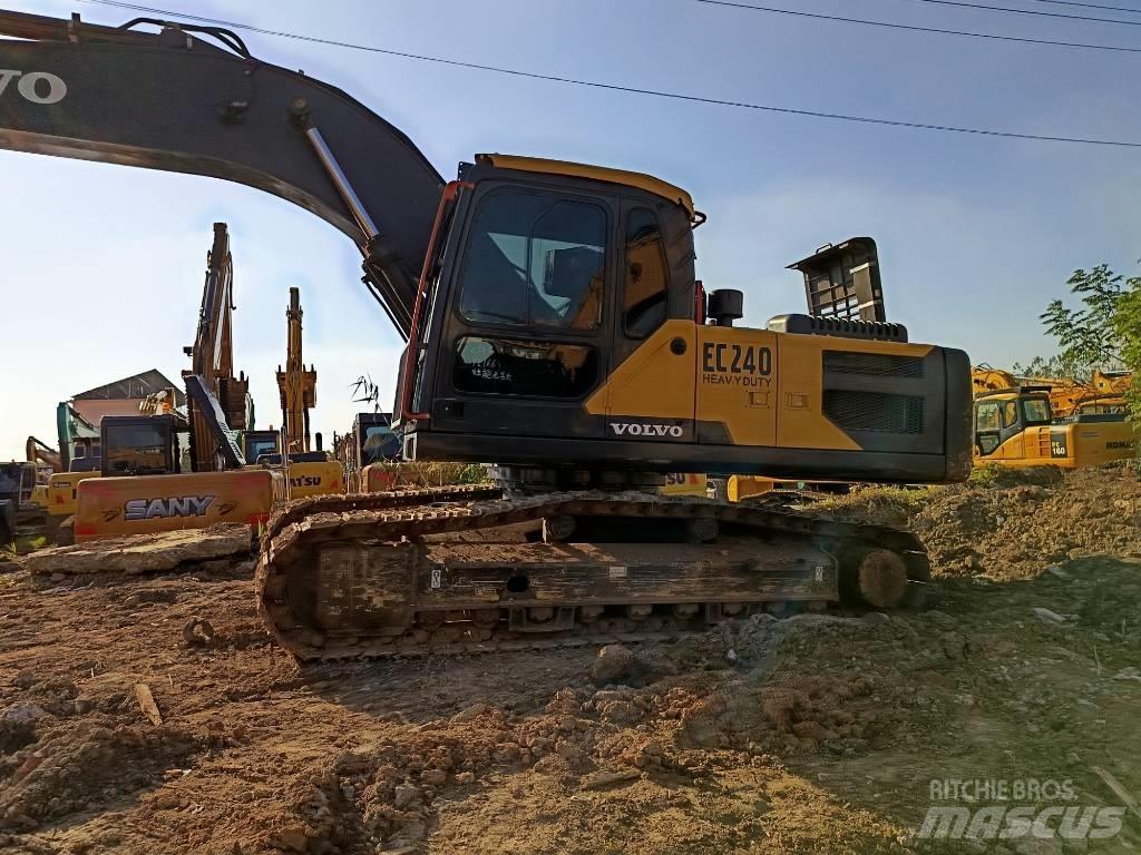 Volvo EC 240 Escavadeiras de esteiras