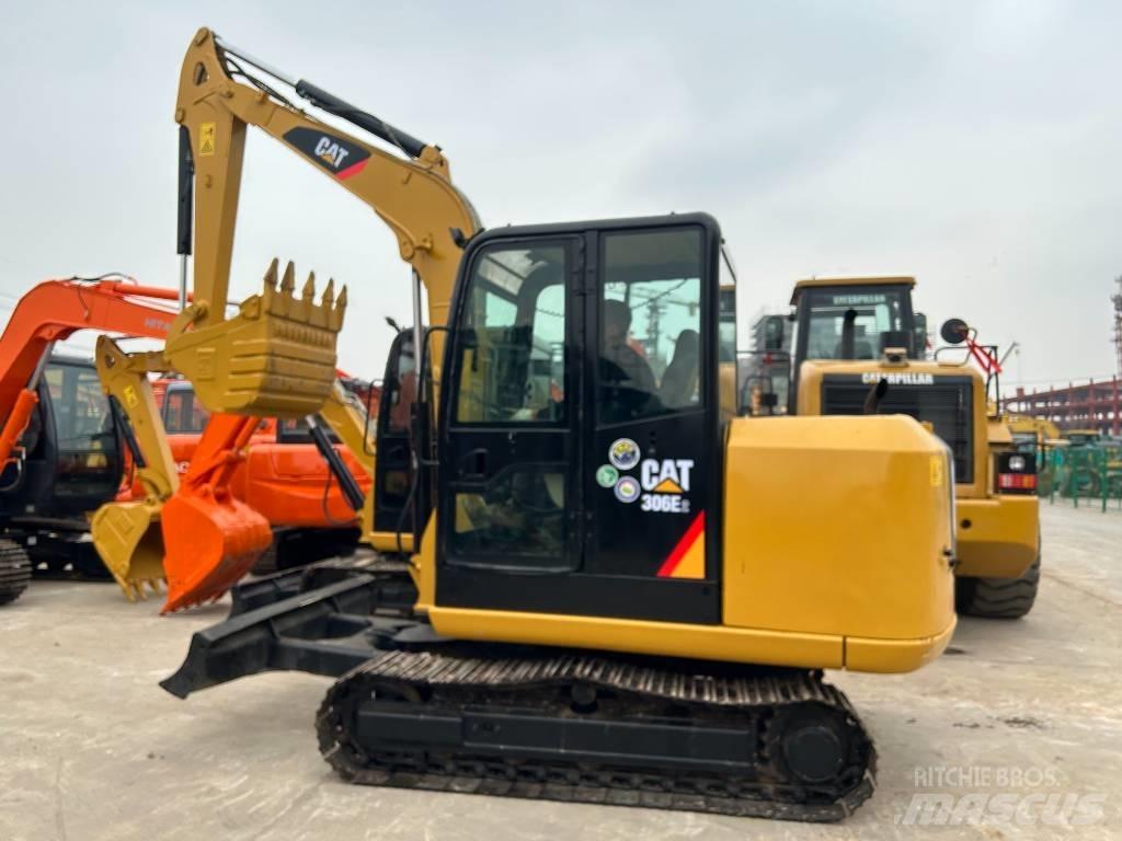 CAT 306E2 Miniescavadeiras