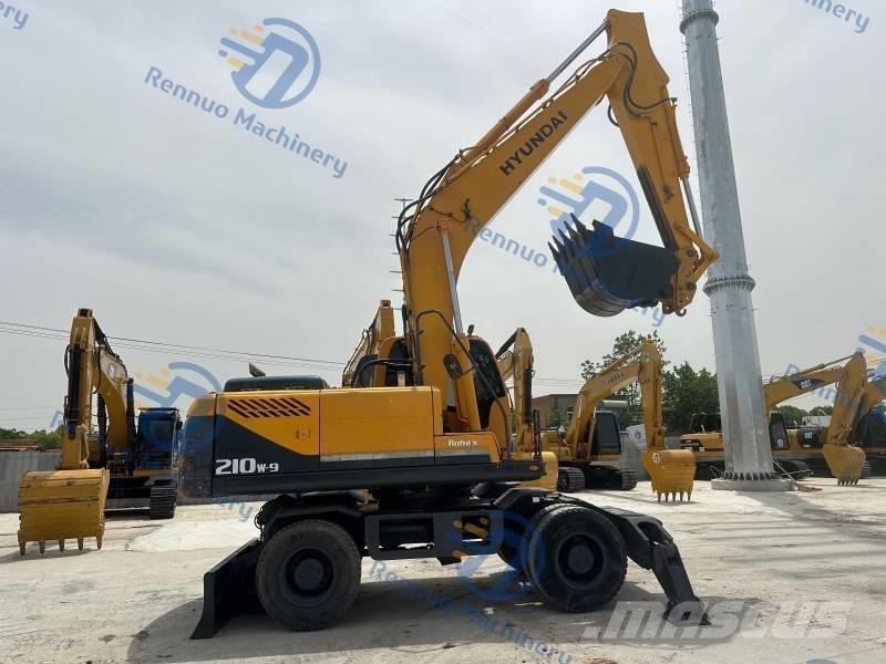 Hyundai R210W-9 Escavadoras de rodas
