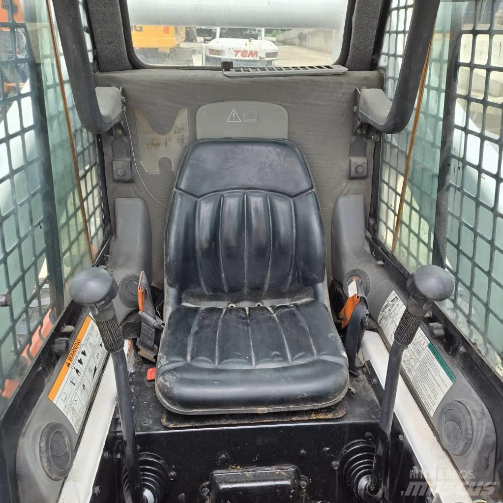 Bobcat S 300 Minicarregadeiras