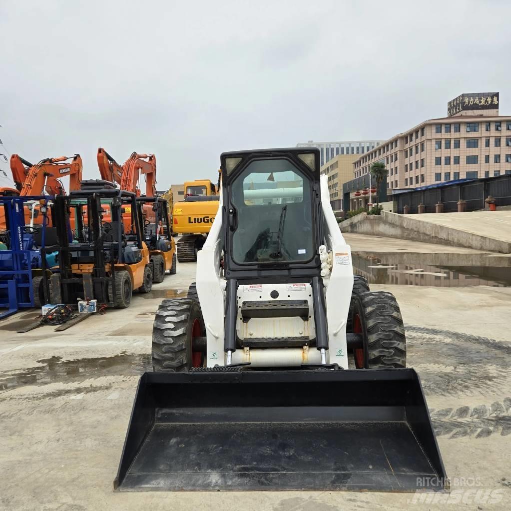 Bobcat S 300 Minicarregadeiras